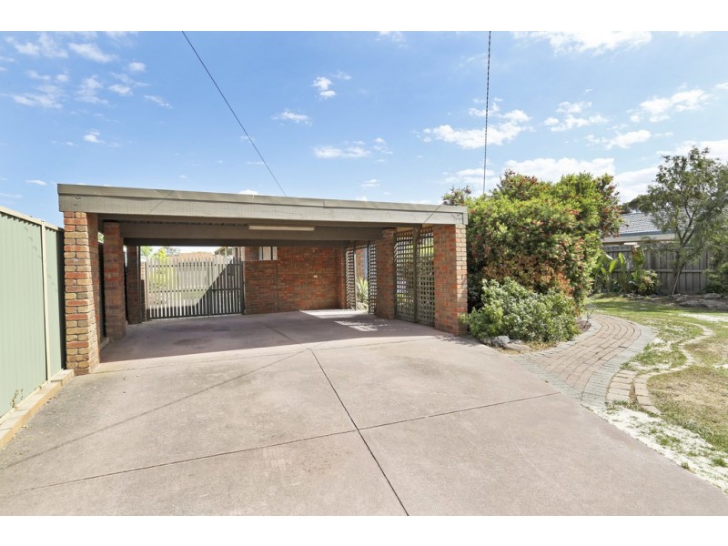 21 Smeaton Close, Lara VIC 3212