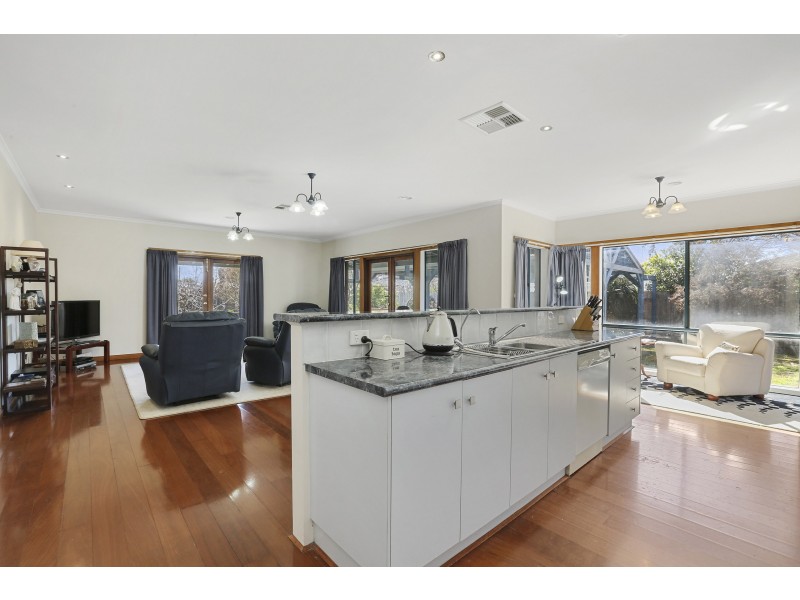 14-16 Blackbird Circuit, Lara VIC 3212