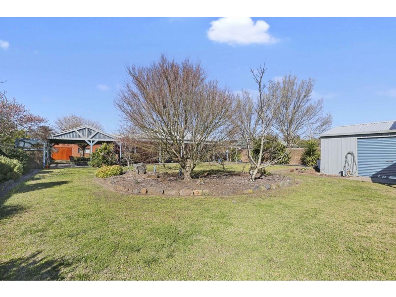 14-16 Blackbird Circuit, Lara VIC 3212