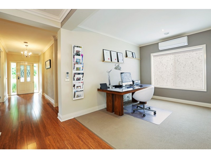 4 Nilaur Place, Lara VIC 3212