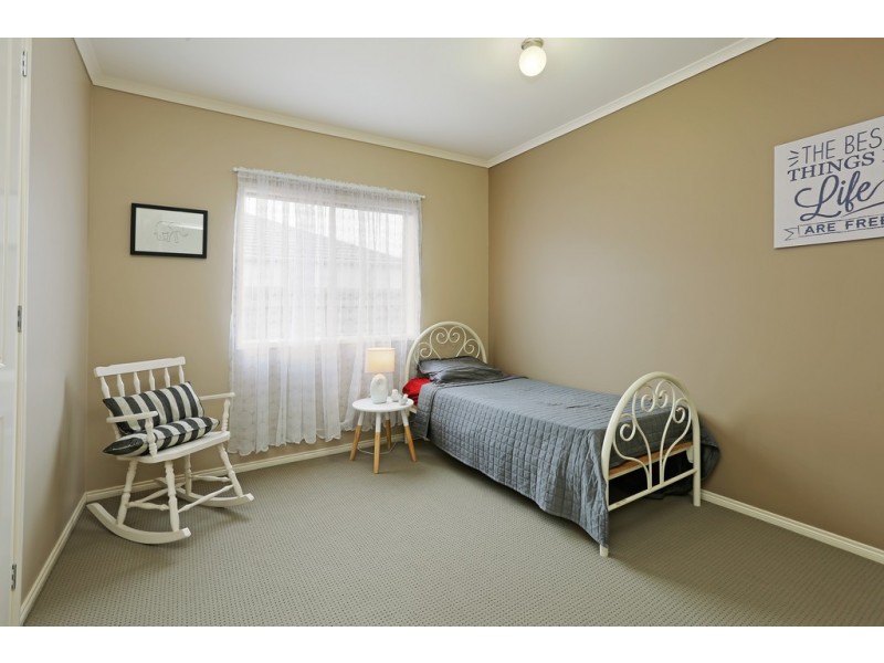 4 Nilaur Place, Lara VIC 3212