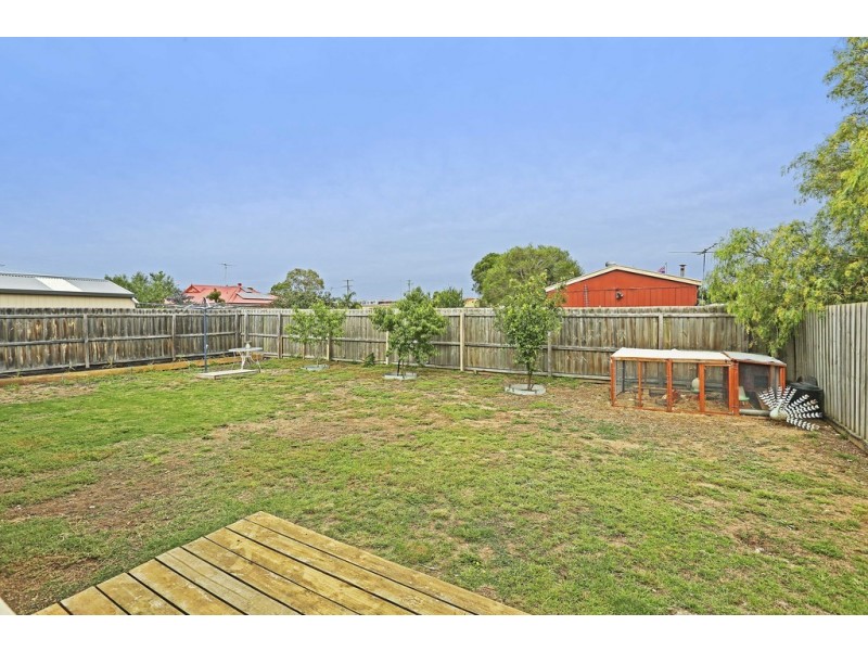 4 Nilaur Place, Lara VIC 3212