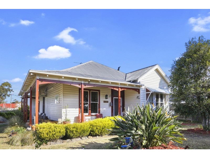 32 River Street, Little River VIC 3211