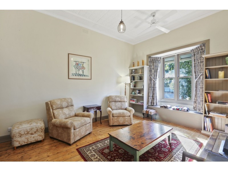 32 River Street, Little River VIC 3211