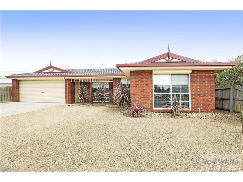 40 Young Street, Lara VIC 3212