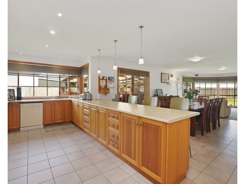 13 Andrea Court, Lara VIC 3212