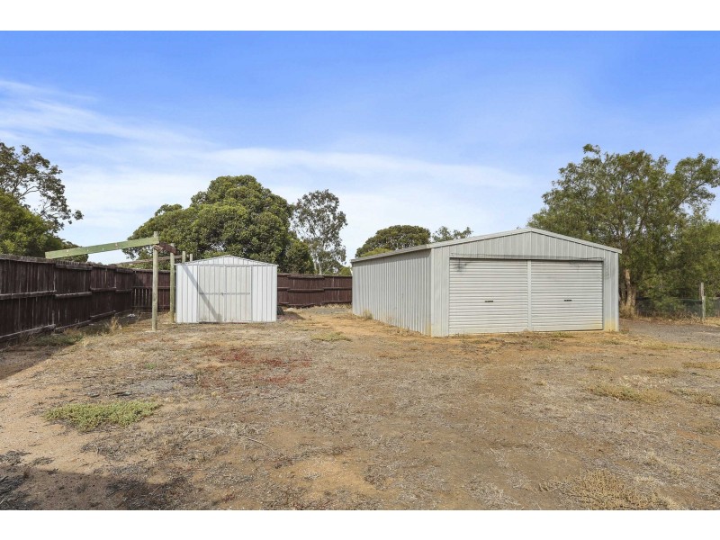 780 Old Melbourne Road, Little River VIC 3211
