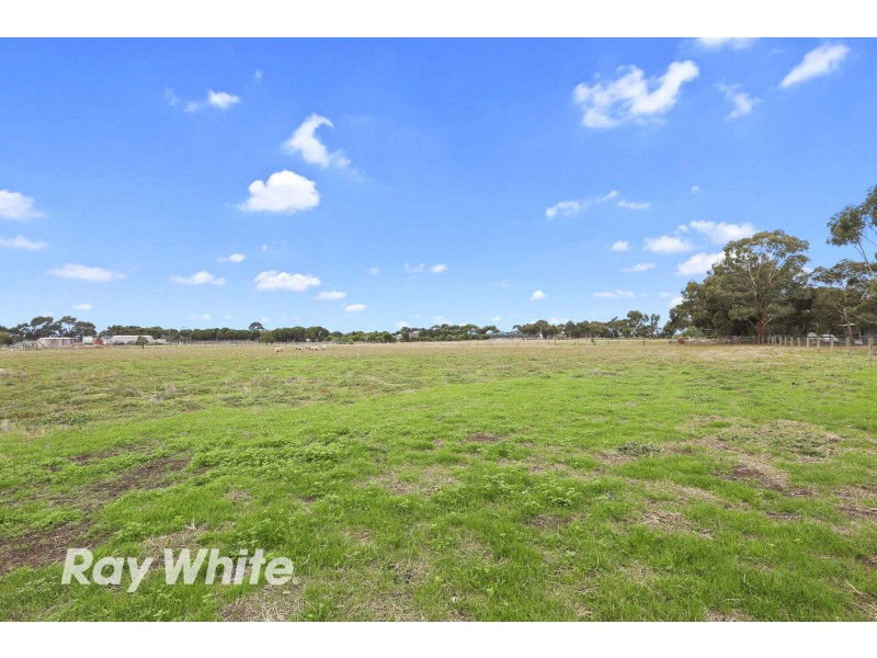 25 Winstanley Road, Lara VIC 3212