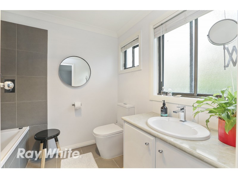 13 Wingara Drive, Lara VIC 3212