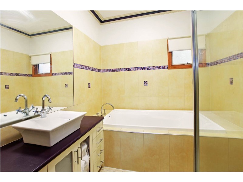 14 Scarlett Grove, Lara VIC 3212