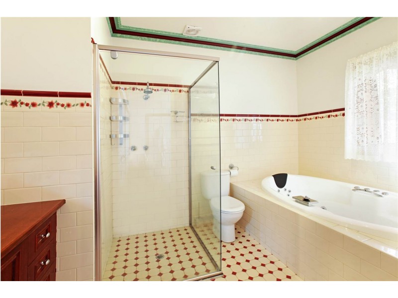 14 Scarlett Grove, Lara VIC 3212