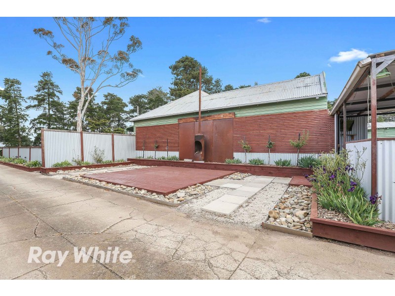 27 Old Melbourne Road, Little River VIC 3211