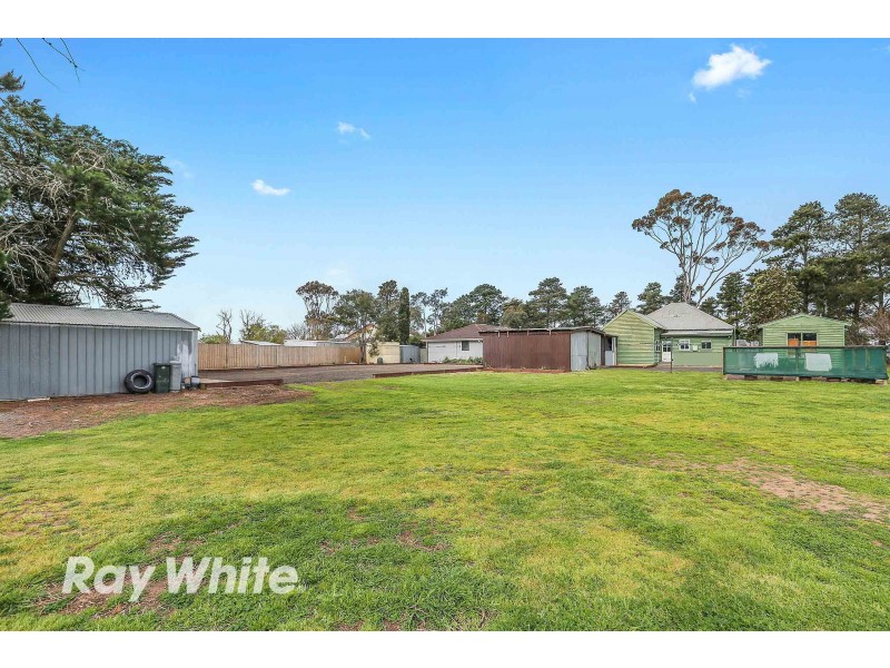 27 Old Melbourne Road, Little River VIC 3211
