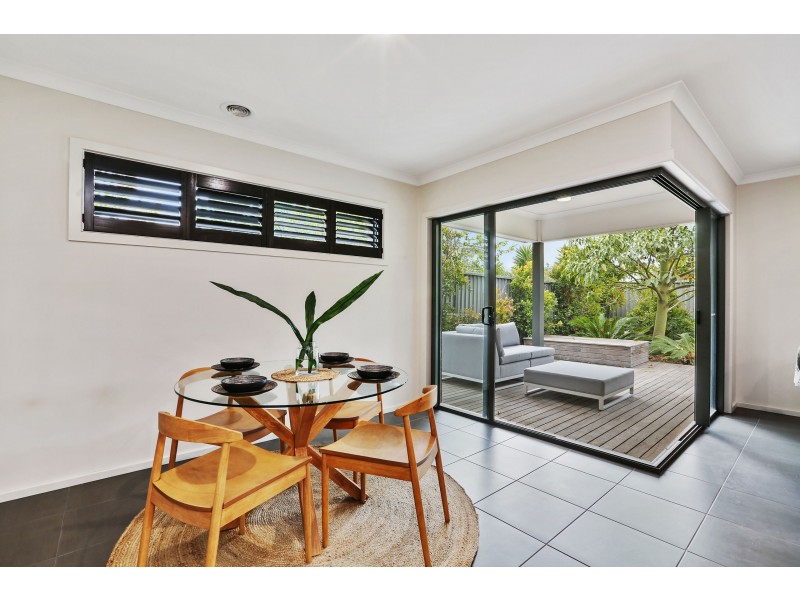 15 Springwater Drive, Lara VIC 3212