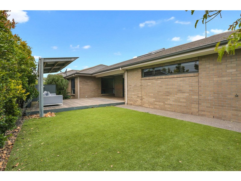 15 Springwater Drive, Lara VIC 3212