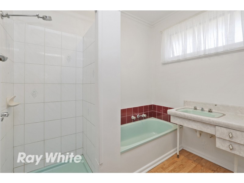 26 Pine Avenue, North Shore VIC 3214