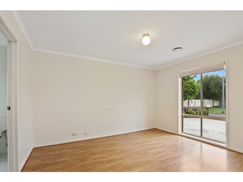 4 Gindalbie Court, Lara VIC 3212