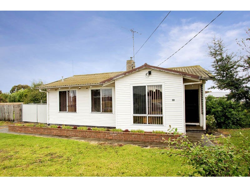 15 Warrawee Avenue, Norlane VIC 3214