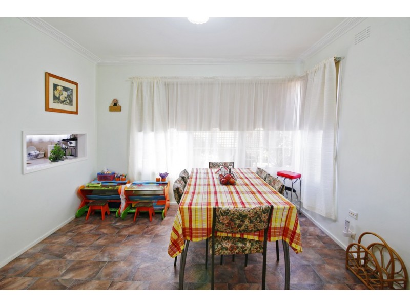 19 The Esplanade, North Shore VIC 3214