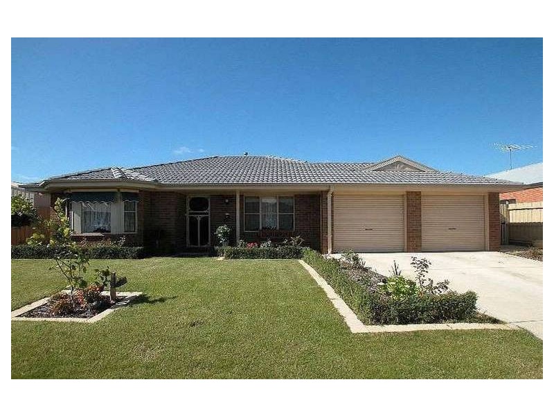 26 Country Gardens Drive, Lara VIC 3212