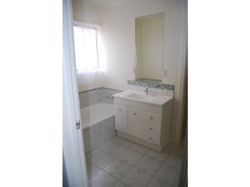 17 Shepherdson Avenue, Corio VIC 3214