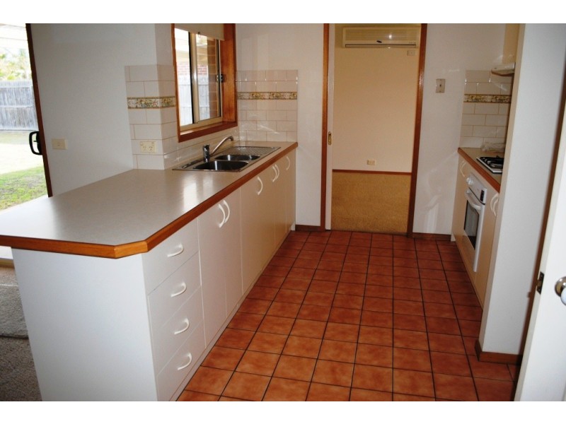 4 Galileo Close, Lara VIC 3212