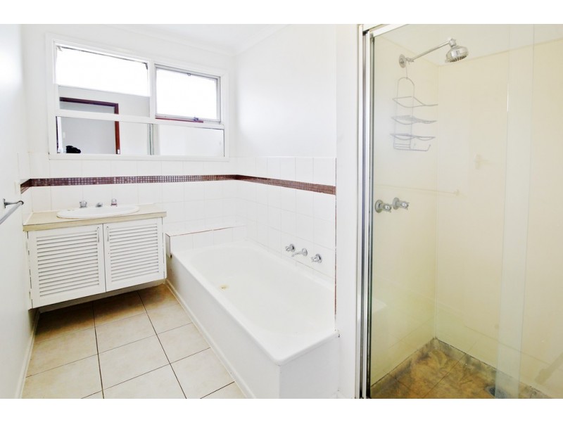 9 Atami Crescent, Corio VIC 3214