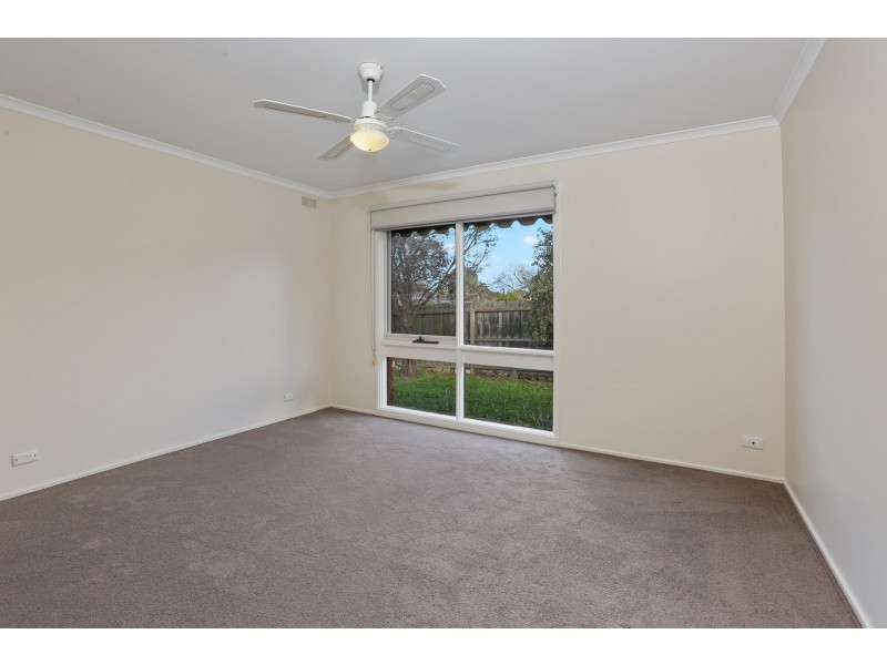 18 Sheeran Crescent, Lara VIC 3212