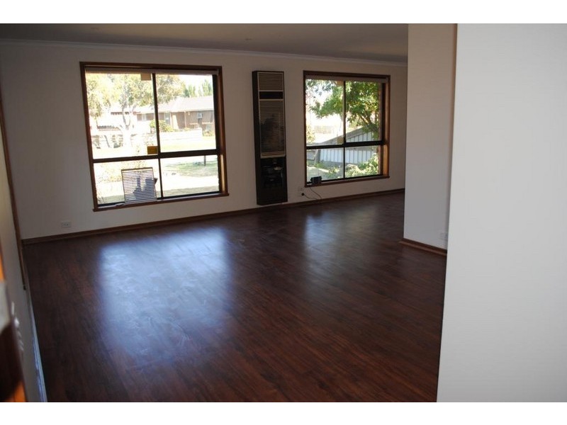 32 Merlin Crescent, Corio VIC 3214