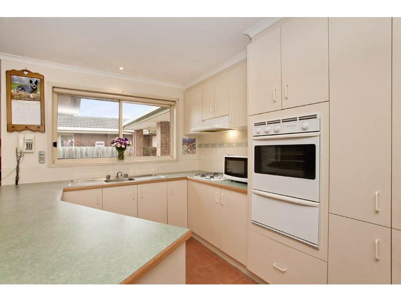 12 Misten Court, Lara VIC 3212