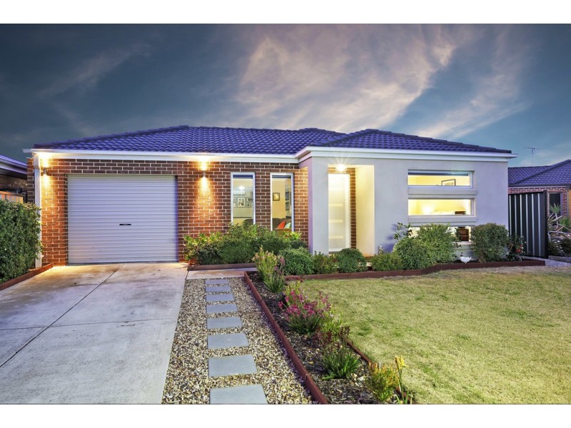 8 Bella Julia Place, Lara VIC 3212