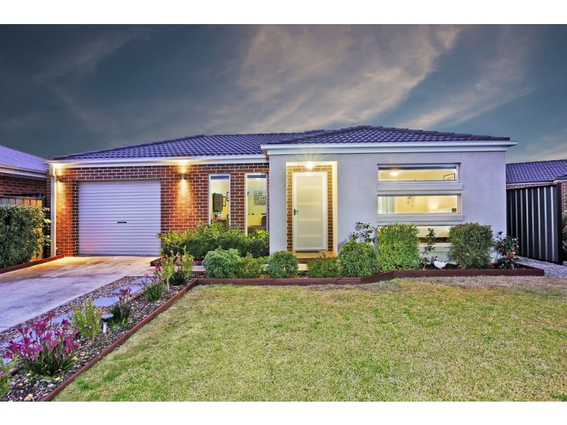 8 Bella Julia Place, Lara VIC 3212