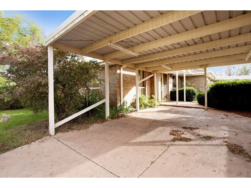 28 Richard Drive, Lara VIC 3212