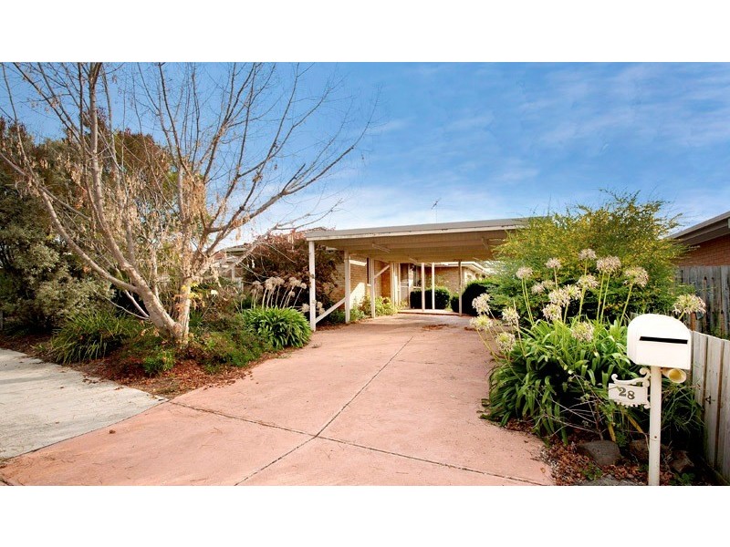 28 Richard Drive, Lara VIC 3212