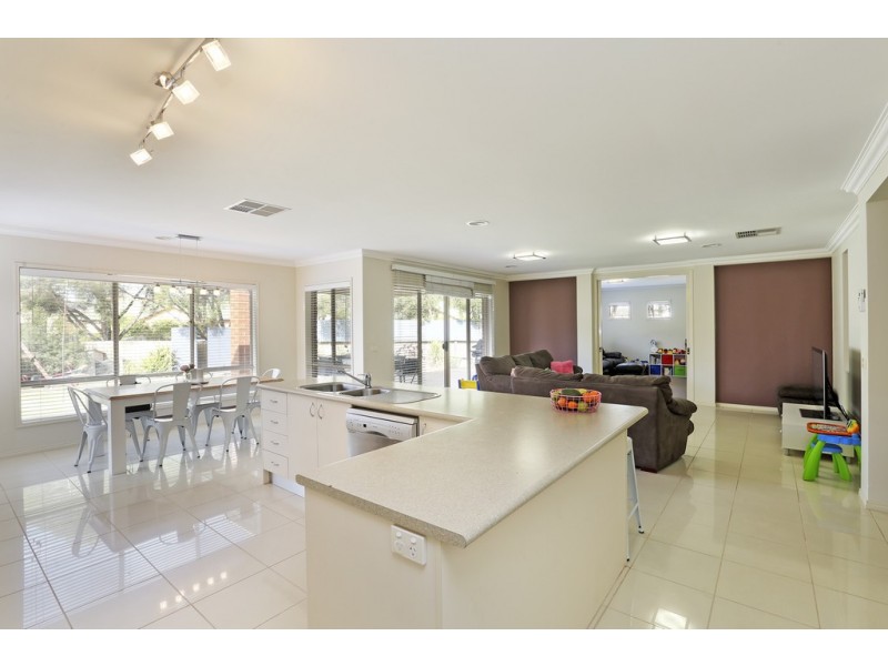 5 Barley Close, Lara VIC 3212