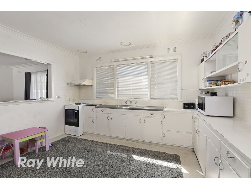 2 Clive Court, Corio VIC 3214