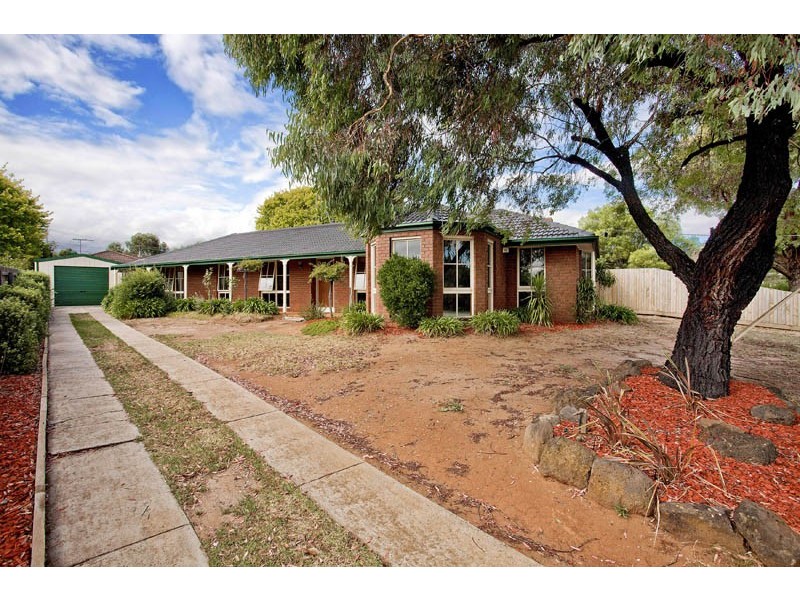 19 Sheeran Crescent, Lara VIC 3212