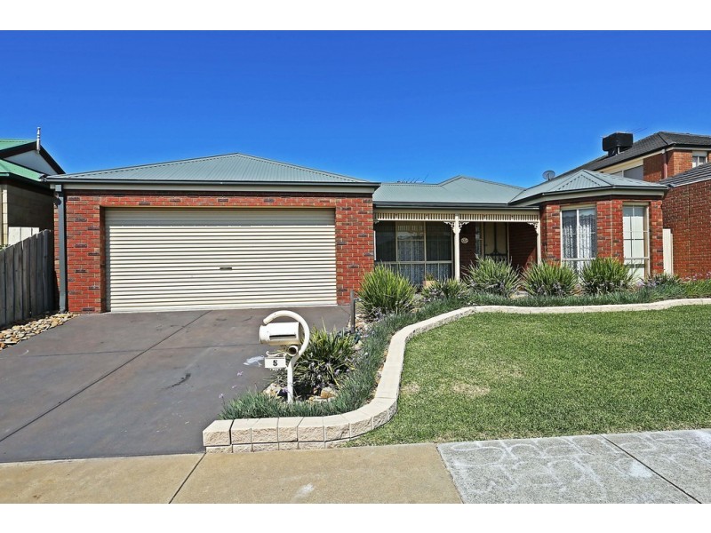 5 Lake Road, Lara VIC 3212