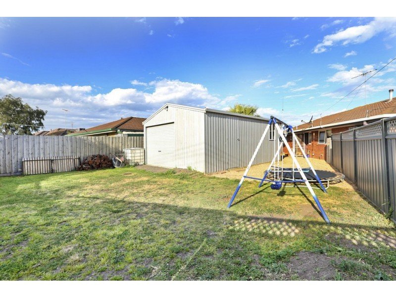 28 Moreland Avenue, Corio VIC 3214