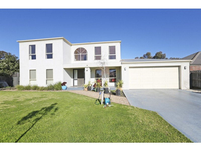 8 Cypress Court, Lara VIC 3212