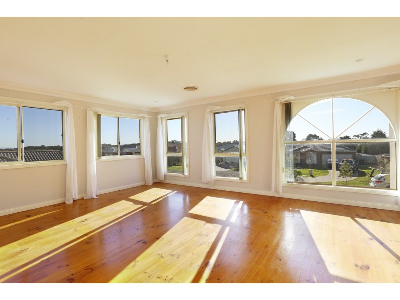 8 Cypress Court, Lara VIC 3212