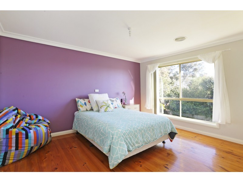 8 Cypress Court, Lara VIC 3212