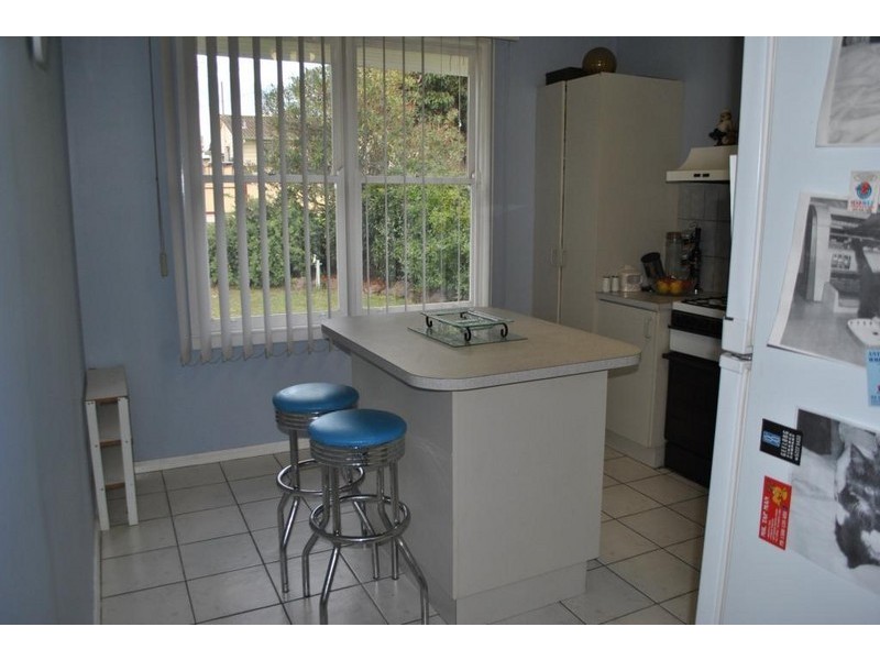 25 Waitara Grove, Norlane VIC 3214