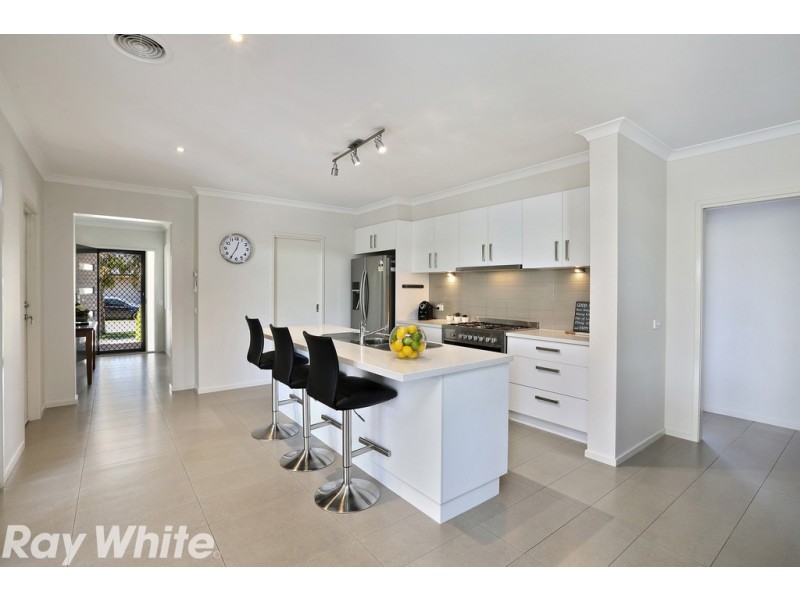 11 Springwater Drive, Lara VIC 3212