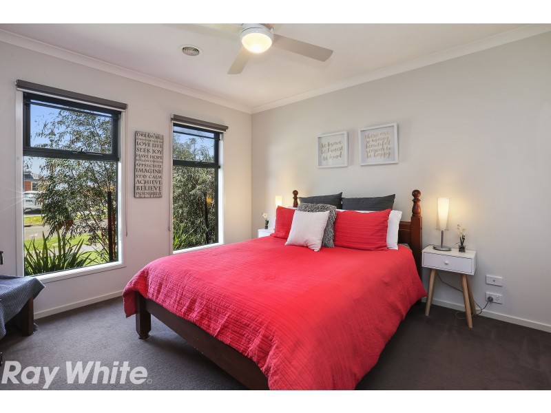 11 Springwater Drive, Lara VIC 3212