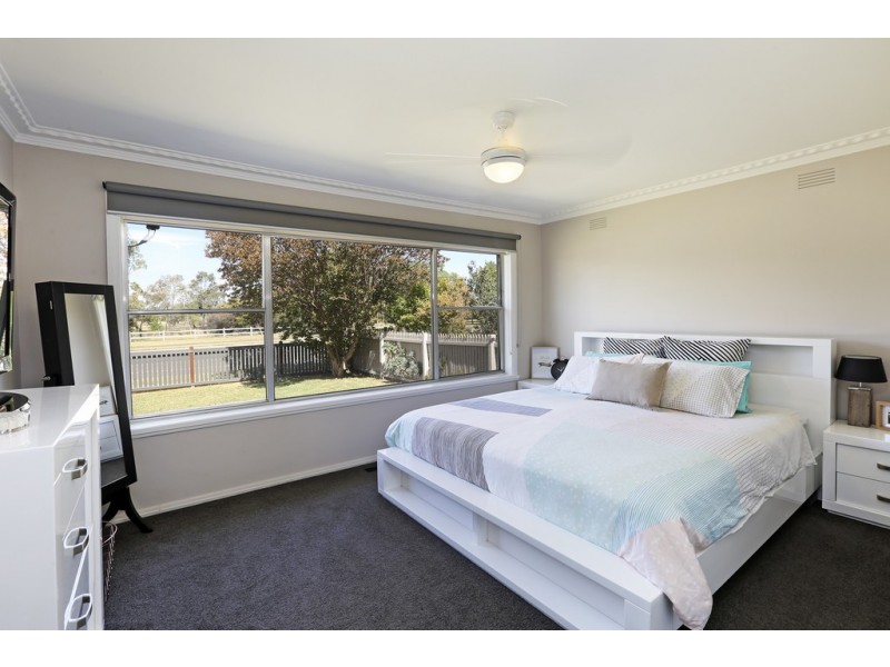 30 Forest Road South, Lara VIC 3212