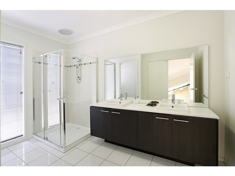 17 Nigella Avenue, Corio VIC 3214