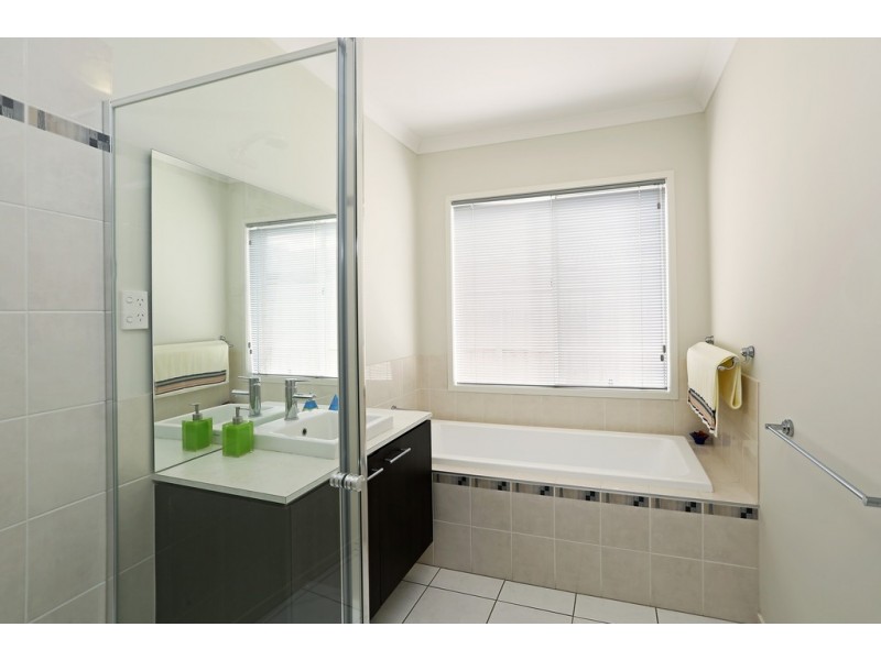 17 Nigella Avenue, Corio VIC 3214