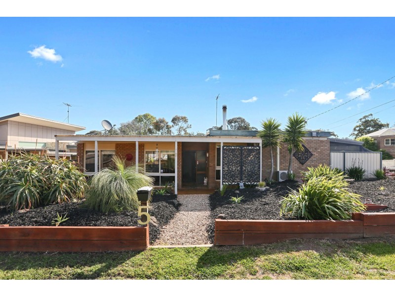 5 Turner Avenue, Lara VIC 3212