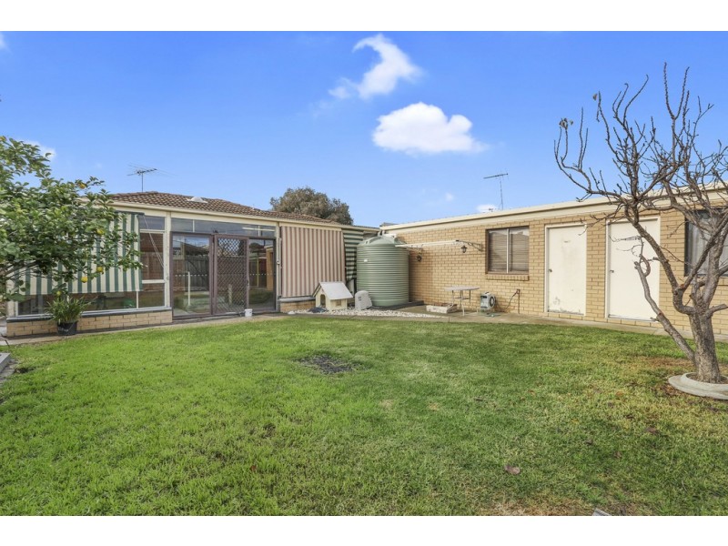 13 Moyston Grove, Corio VIC 3214